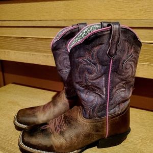 Dan Post Girls Boots 3.5 D, Style # DPC3947, Brown/Pink, Excelente Condi